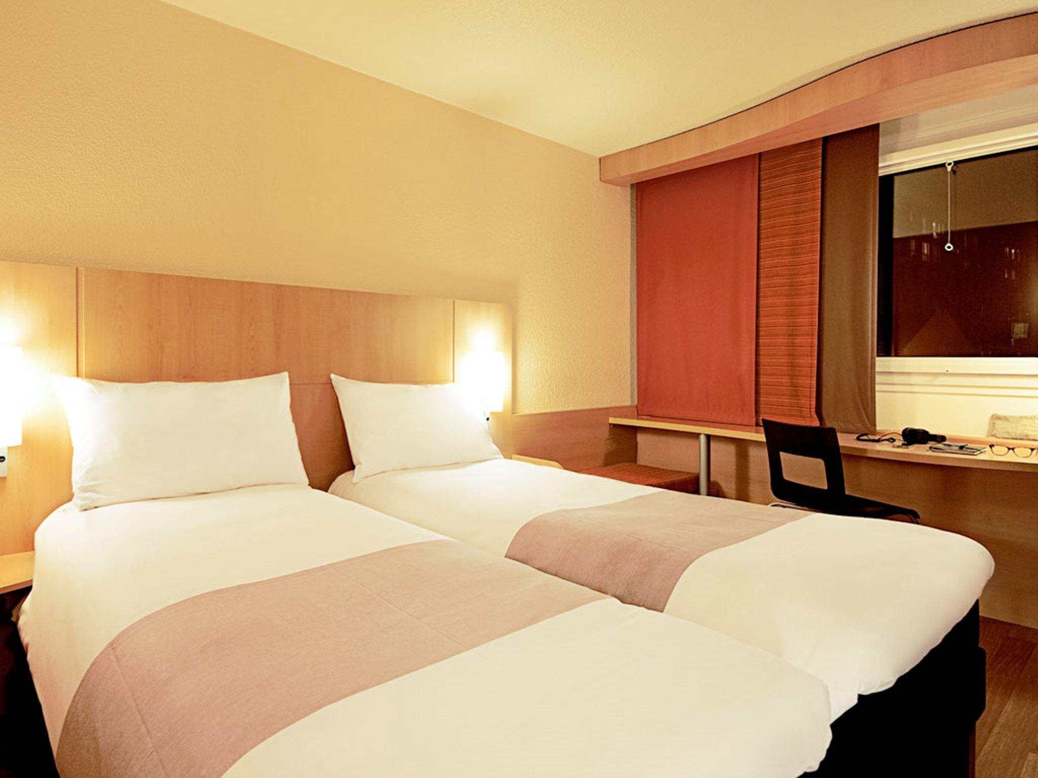 Ibis London Barking Hotell Barking  Exteriör bild