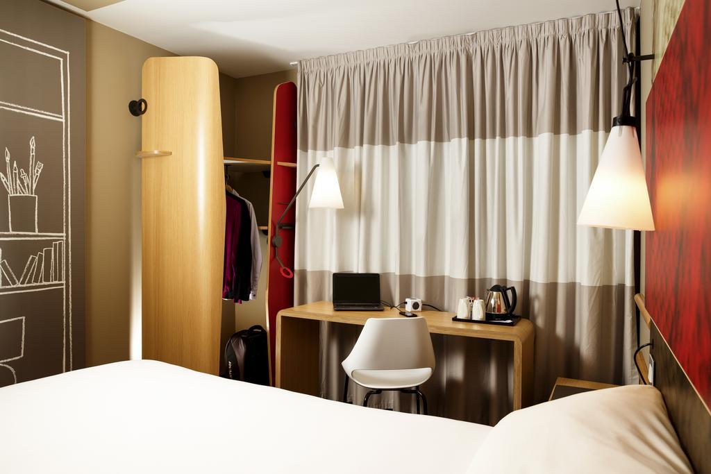 Ibis London Barking Hotell Barking  Exteriör bild