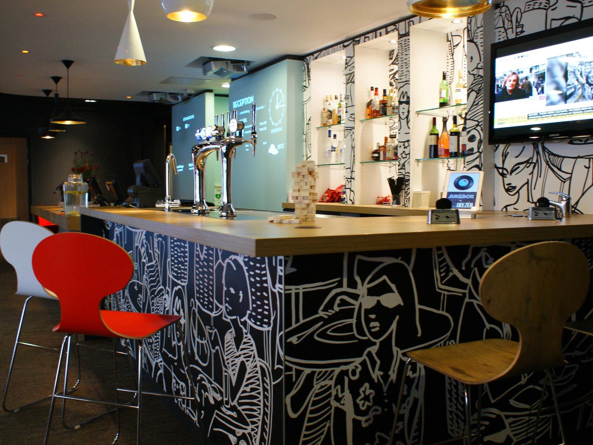 Ibis London Barking Hotell Barking  Exteriör bild